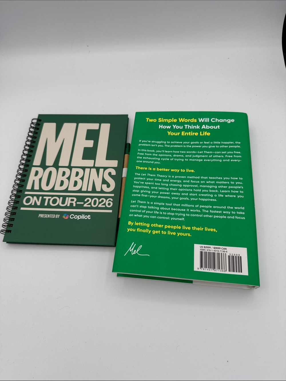 Autographed Mel Robbins Let Them book and notepad from 2026 tour - Picture 3 of 4
